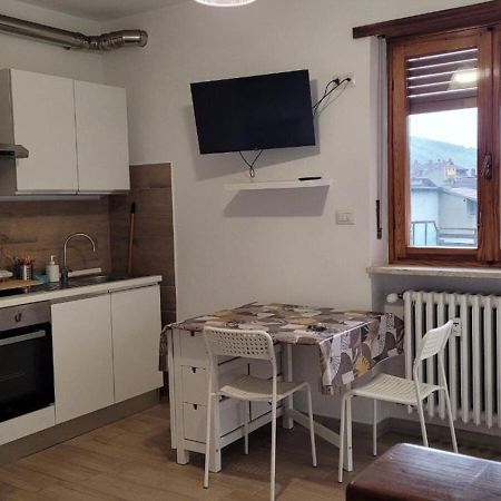 Casa Con Terrazzo E Vista Apartment Chiomonte Екстериор снимка