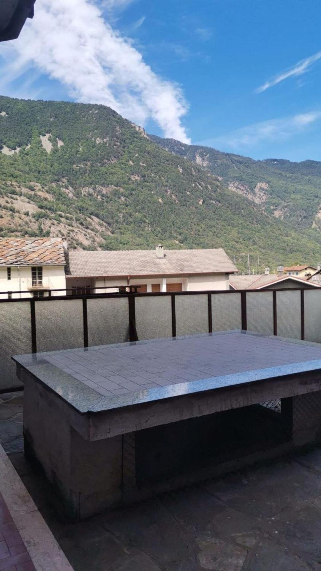Casa Con Terrazzo E Vista Apartment Chiomonte Екстериор снимка